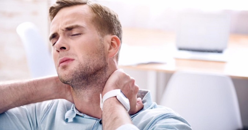 Эта методика избавит тебя от боли в шее и затылке всего за 90 секунд. Очень вовремя!