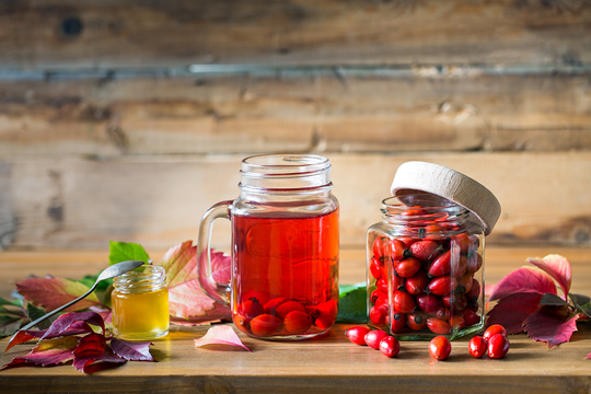 Природная аптечка: рецепты для здоровья с ягодами и травами