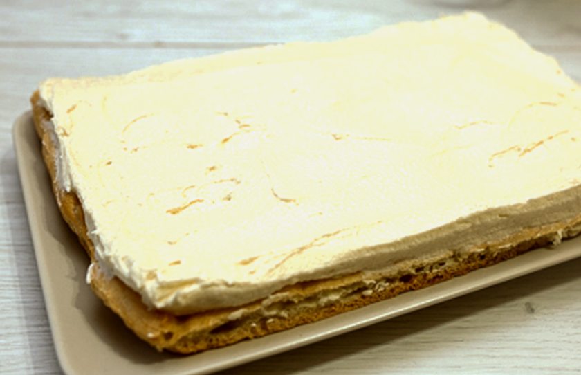 Как испечь торт «Карпатка» с тестом без сахара, из слоеного теста!