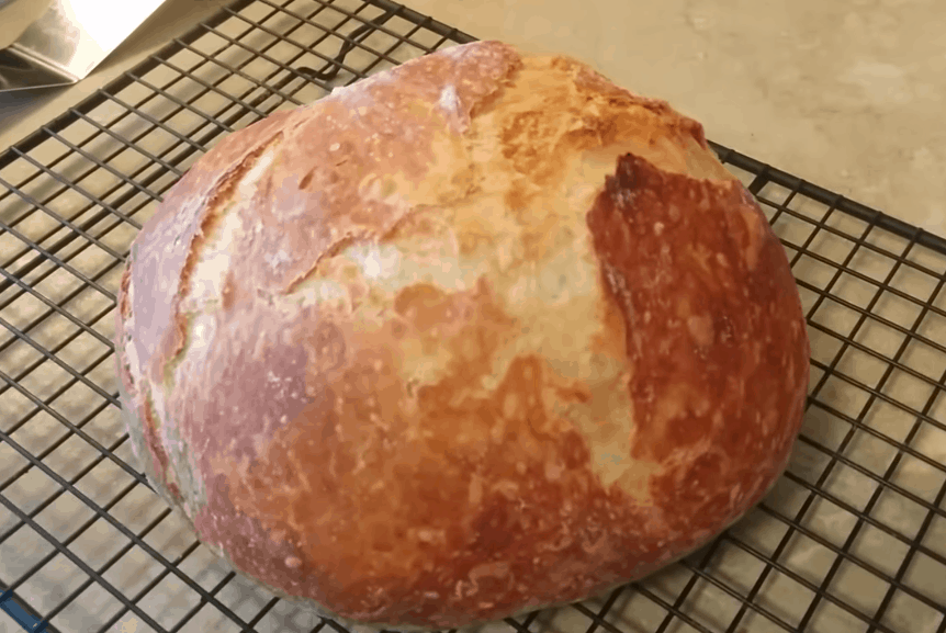 Быстрый хлеб без замеса на французский манер