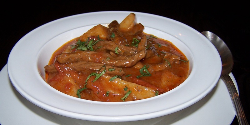 5 национальных блюд чеченской кухни: сытные закуски, ароматные специи и много мяса 5 национальных блюд чеченской кухни: сытные закуски, ароматные специи и много мяса