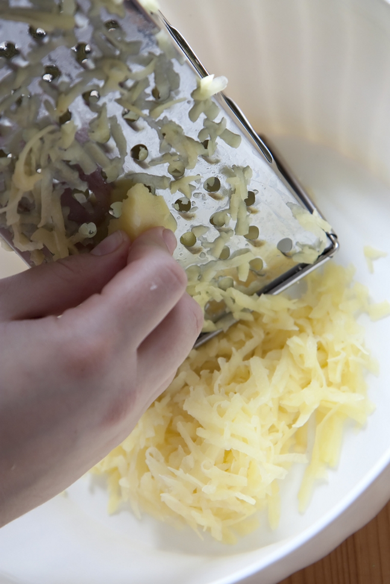 Как приготовить капустную слоенку в духовке