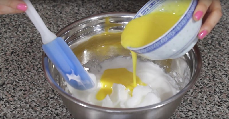 Зачем смешивать три яйца с творогом - рецепт необыкновенной выпечки