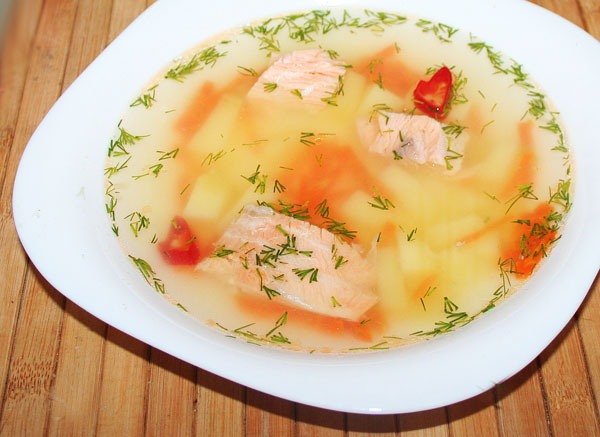 Легкий рыбный суп. Питаемся правильно и низкокалорийно!